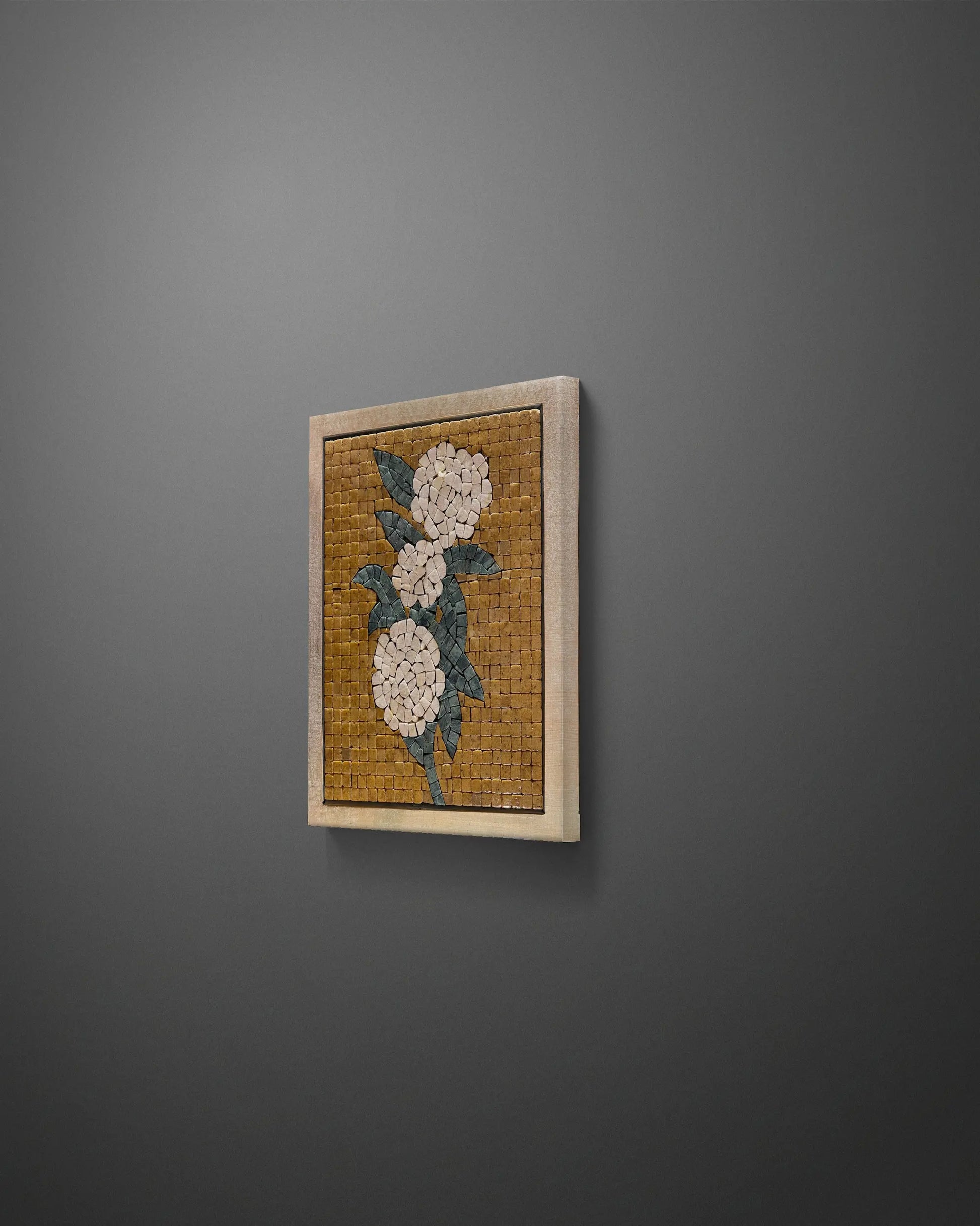 nia-coll-cream-flower-mozeeko-marble-mosaic-side-view